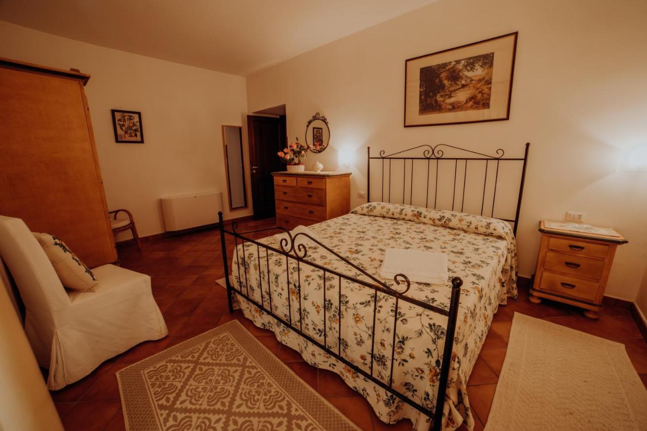 Residenza Golfo Degli Ulivi Aparthotel Caprioli Eksteriør bilde