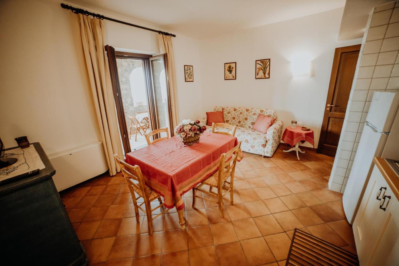 Residenza Golfo Degli Ulivi Aparthotel Caprioli Eksteriør bilde