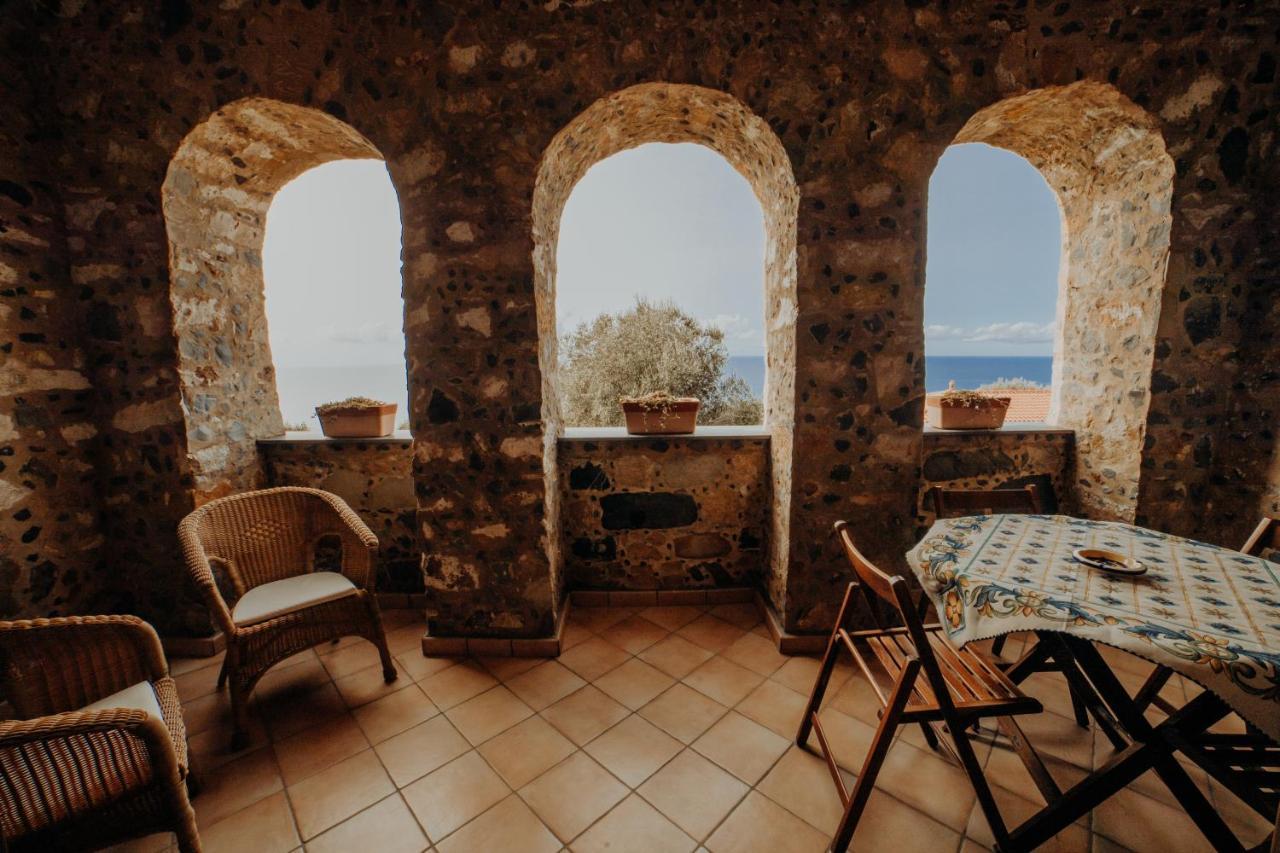 Residenza Golfo Degli Ulivi Aparthotel Caprioli Eksteriør bilde