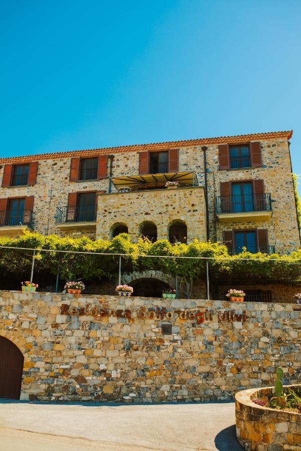 Residenza Golfo Degli Ulivi Aparthotel Caprioli Eksteriør bilde