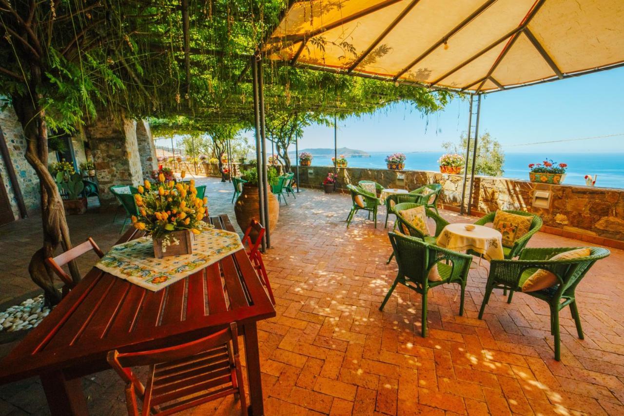 Residenza Golfo Degli Ulivi Aparthotel Caprioli Eksteriør bilde