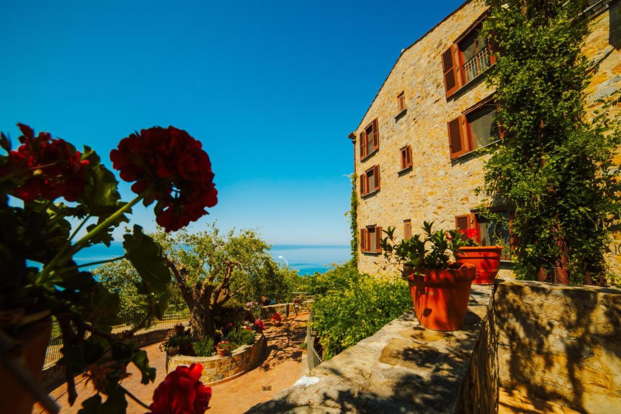 Residenza Golfo Degli Ulivi Aparthotel Caprioli Eksteriør bilde